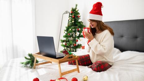 Коледни пижами – идея за подарък за близък човек