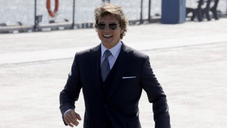 Том Круз беше удостоен с най-високото отличие на ВМС на САЩ