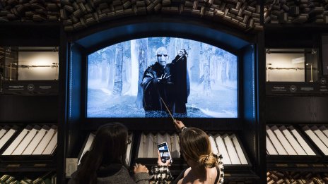 Отбелязват 20 години от появата на „Хари Потър“ на екран с нов филм