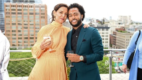 Кейти Холмс запознала новия си приятел с дъщеря си