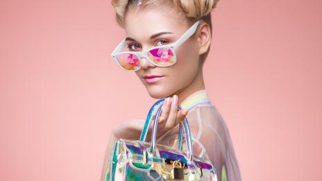 Бюти тенденции: Холографски грим