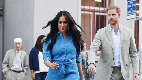 Елизабет II може да лиши принц Хари и Меган Маркъл от титлите им