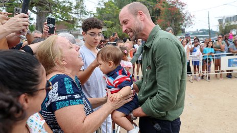 Принц Уилям се срещна с най-големия си фен в Бразилия – 10-месечно бебе