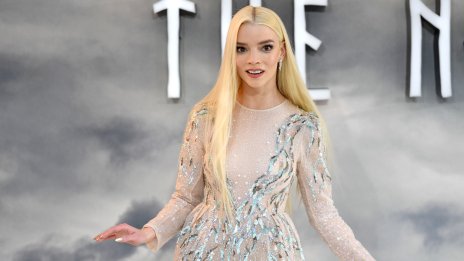 Готви ли се за сватба Аня Тейлър-Джой?