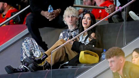 Меган Фокс намекна за раздяла с Machine Gun Kelly, изтри всичките им общи снимки