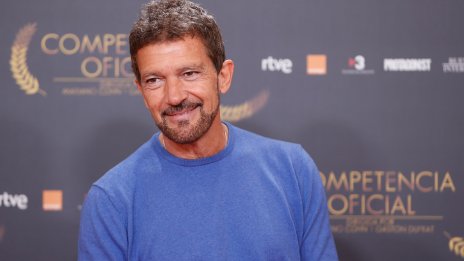 Антонио Бандерас участва в шествие по случай Страстната седмица