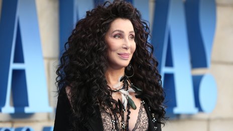 Шер се разделя с огромно имение