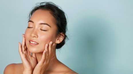 Защо сярата е най-добрият ексфолиант и лечител за кожата?