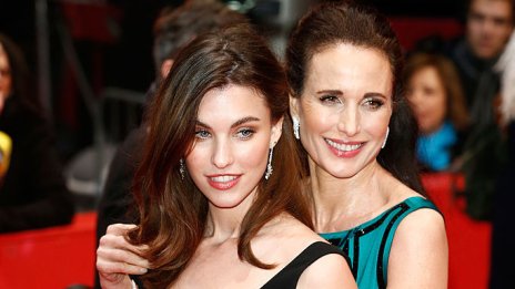 Анди Макдауъл стана баба