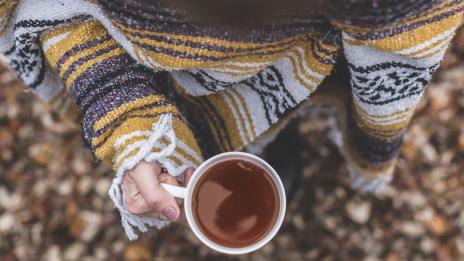 Пиене на чай през есента: 9 доказани ползи