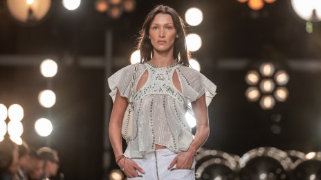 Бела Хадид и силата да водиш битката си с депресията и лаймската болест