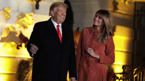 Кожено яке: Мелания Тръмп, добро попадение!