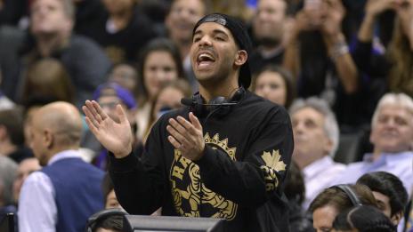 Дрейк отлага следващия си албум заради операция