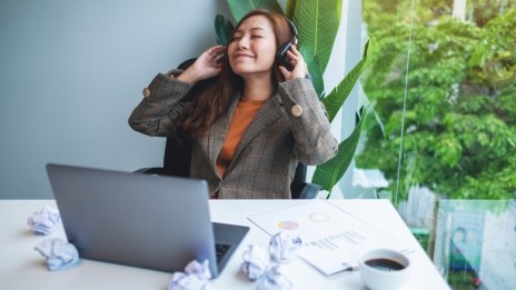 Как една песен на рапъра Logic успя да спаси хиляди животи?