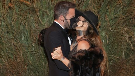 Дебют за Хейли и Джъстин, целувка за Джей Ло и Бен Афлек – двойките на Met Gala 2021