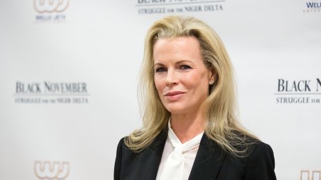 Ким Бейсингър няма нужда от координатор за интимните сцени в киното