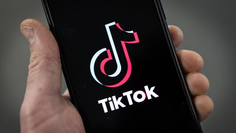 Без Тейлър Суифт и Джъстин Бийбър в TikTok – борбата за авторски права е ожесточена