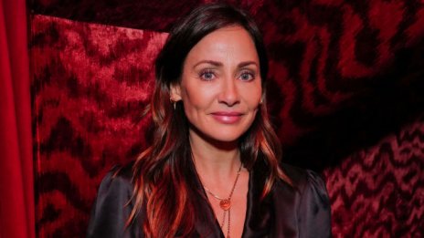 Натали Имбрулия сякаш не е остаряла и ден в последните три десетилетия