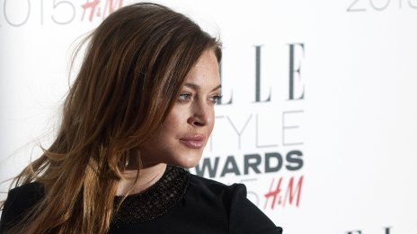 Линдзи Лоън си спомни за емблематична сцена от „Капан за родители“