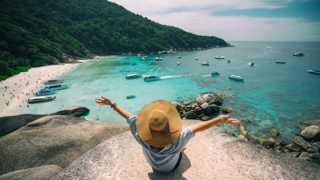 Преслава отморява на остров Пукет