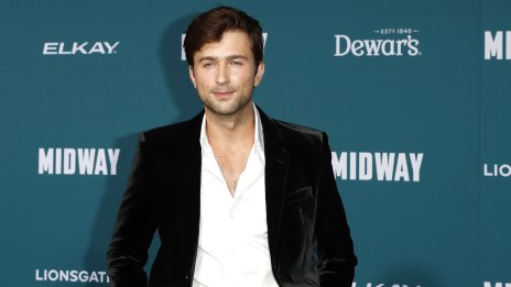 Брандън Скленар защити филма „Никога повече“ и екипа