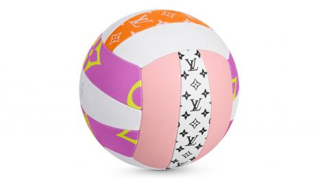 Волейболната топка на Louis Vuitton