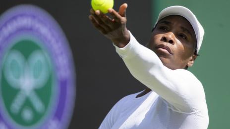 Винъс Уилямс със своя линия слънцезащитни продукти 