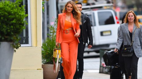 Звездна мода: Блейк Лайвли стилна дори и в градината