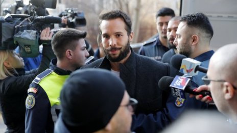 Андрю Тейт – с официално обвинение в изнасилване и трафик на хора в Румъния