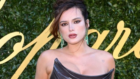 Бела Торн позира по бикини против популярно лекарство за отслабване