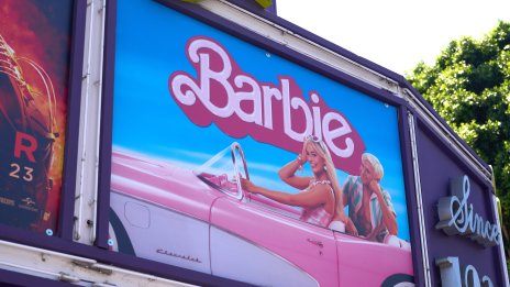 Манията по „Барби“ създаде бум и при бебешките имена