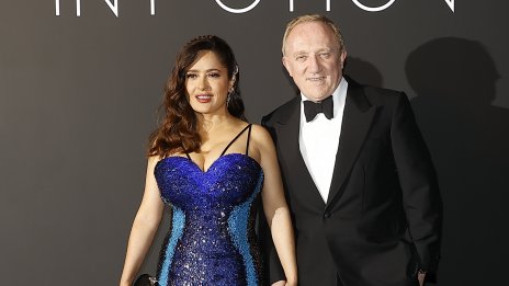 Няма драма: Салма Хайек прие незаконния син на мъжа си