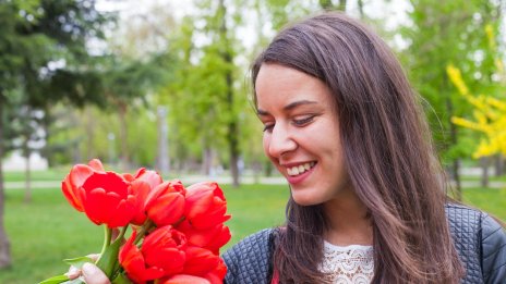 Месечен хороскоп за април 2024 година – какво да очаква всяка зодия