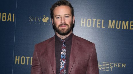 Явно не е толкова страшен: Арми Хамър отново е влюбен