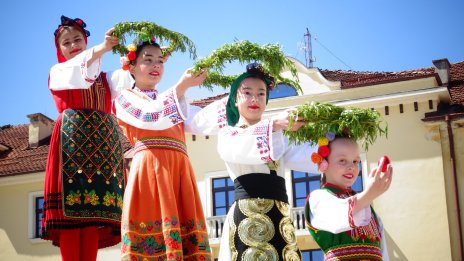 Лазаровден е – какви традиции да спазвате?