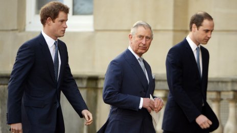 Чарлз III изиска принц Хари да спре да обсъжда кралското семейство 