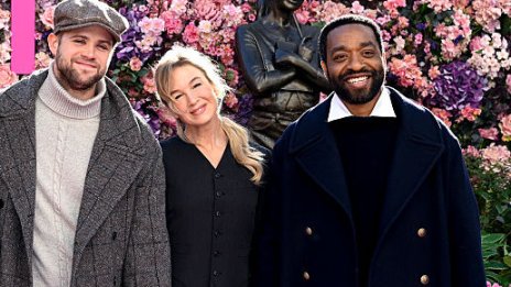 Рене Зелуегър показа стройните си крака на откриването на статуята на Бриджит Джоунс