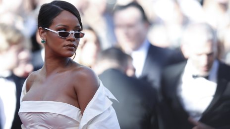 Риана вдига сватба в Барбадос след раждането 