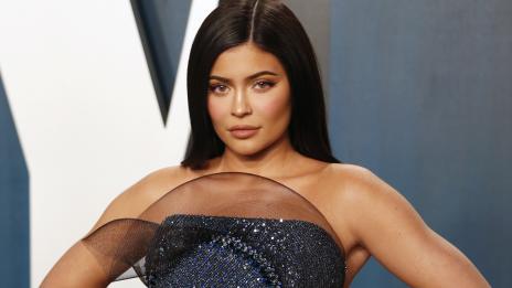 Кожен шик – Кайли Дженър на корицата на Vogue