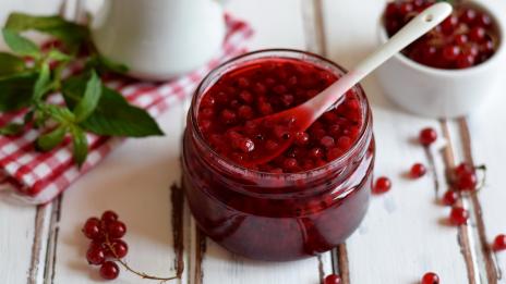 Сладко от касис – как да го приготвите? 