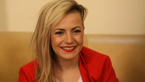 Поли Генова с първи рожден ден за дъщеря си
