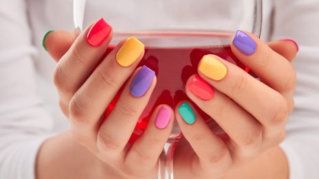 Маникюр за лятото: 3 нестандартни идеи, които да опитате