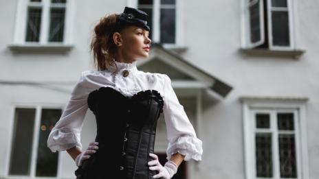 Лятна мода: 5 идеи за носене на корсет