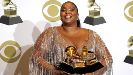 Лизо отпразнува шест месеца като веган и разкрива менюто си