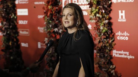 Дрю Баримор няма да е водеща на наградите за книги в САЩ