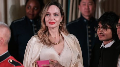 Анджелина Джоли и децата ѝ търсят нов апартамент в Ню Йорк