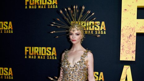 Аня Тейлър-Джой споделя за втората си сватба с приятели и семейството