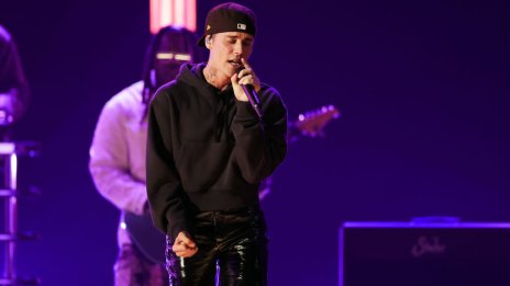 Джъстин Бийбър насърчи феновете да не купуват „боклуци“ от H&M