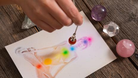 Според китайския зодиак: Кой кристал ви носи късмет? (2 част) 