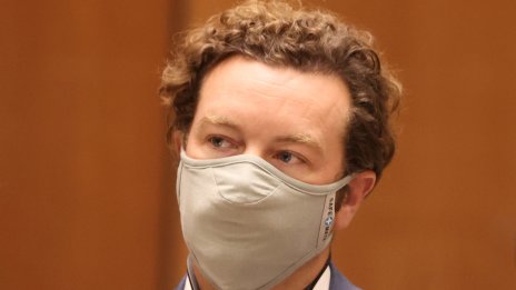 Актьорът Дани Мастерсън беше осъден на 30 години затвор заради изнасилвания